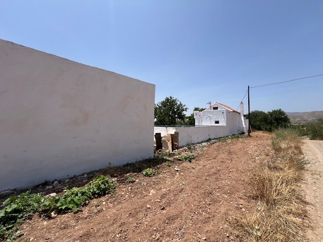 Image No.22-2 Bed Country House for sale