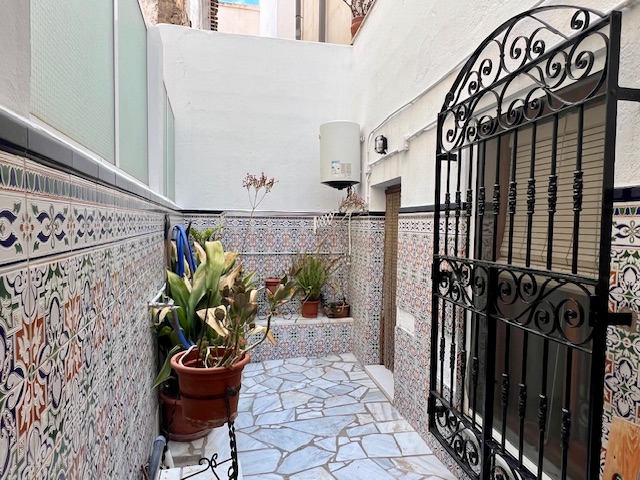 Image No.3-2 Bed Village House for sale