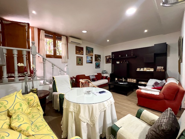 Image No.5-2 Bed Village House for sale