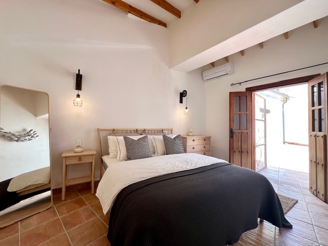 Image No.23-8 Bed Townhouse for sale