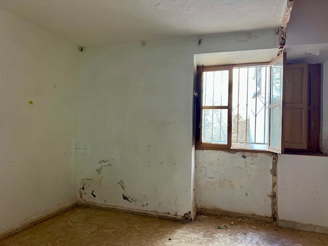 Image No.70-8 Bed Townhouse for sale