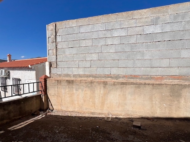 Image No.78-8 Bed Townhouse for sale