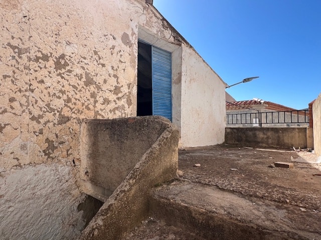 Image No.86-8 Bed Townhouse for sale