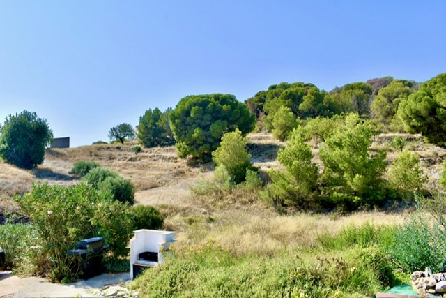 Image No.10-4 Bed Country House for sale