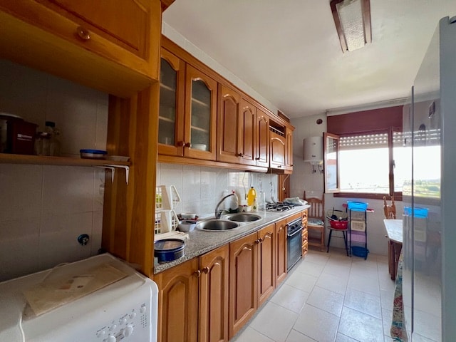 Image No.11-5 Bed Townhouse for sale