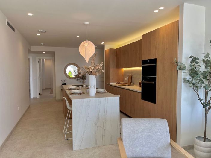 Image No.8-2 Bed Apartment for sale