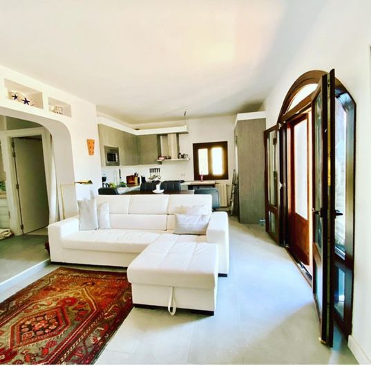 Image No.28-5 Bed House for sale