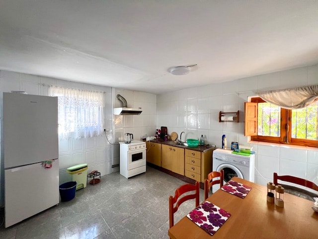 Image No.10-3 Bed Country House for sale