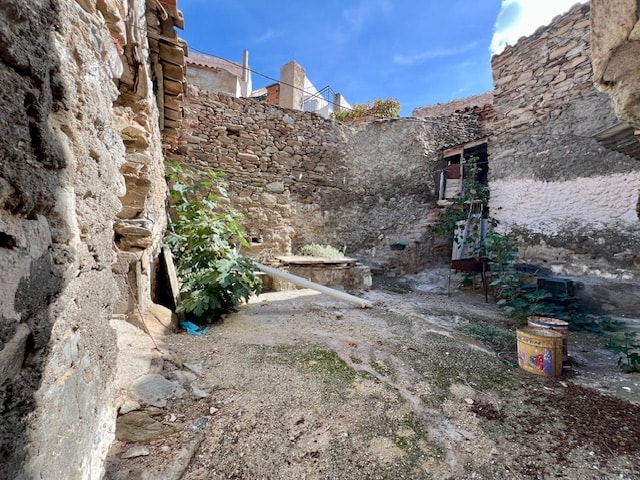 Image No.21-6 Bed Townhouse for sale