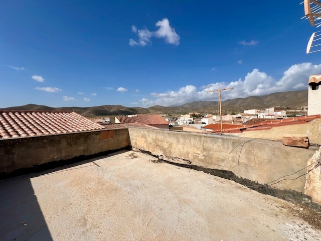 Image No.40-6 Bed Townhouse for sale