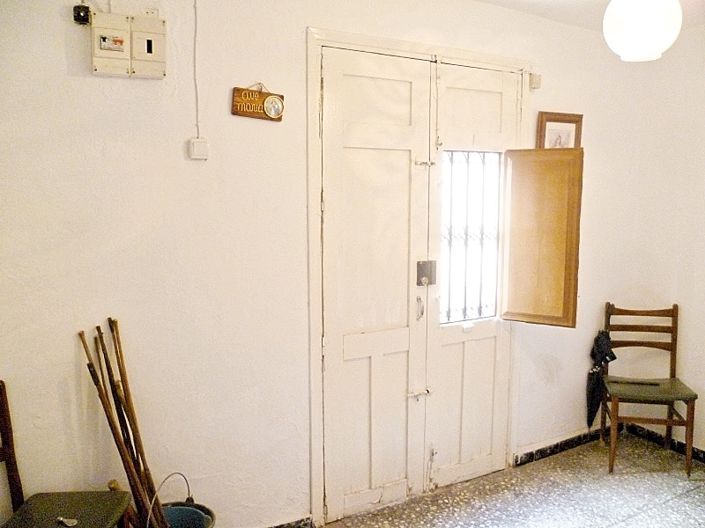 Image No.5-6 Bed Townhouse for sale