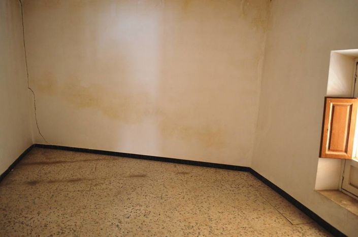 Image No.22-5 Bed Townhouse for sale