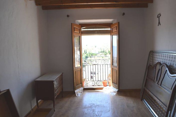 Image No.11-3 Bed Village House for sale