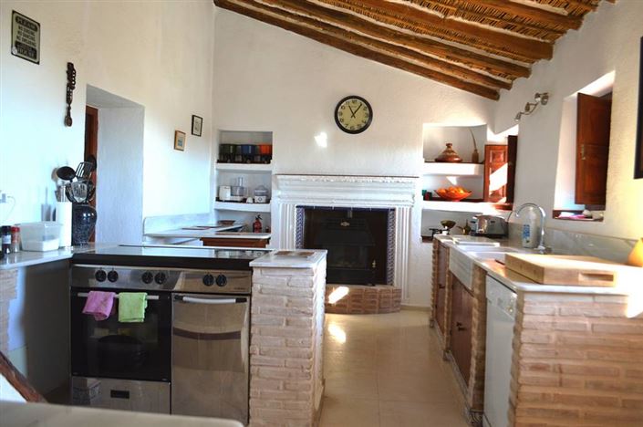 Image No.8-4 Bed Cortijo for sale