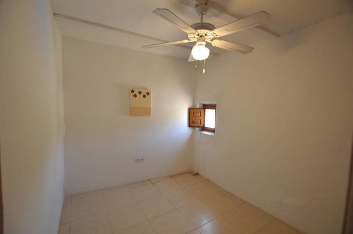 Image No.16-3 Bed Village House for sale