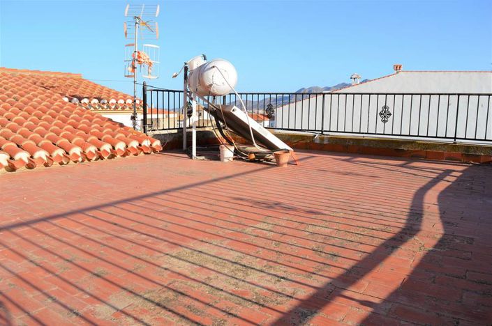 Image No.3-5 Bed Townhouse for sale