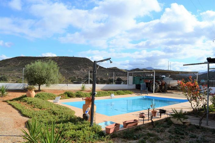 Image No.4-3 Bed Villa for sale