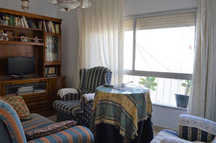 Image No.12-5 Bed Townhouse for sale