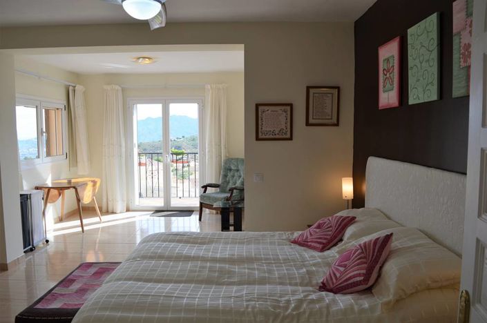 Image No.20-4 Bed Villa for sale