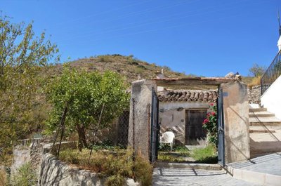 Cortijo for sale