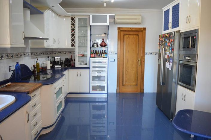 Image No.14-4 Bed Villa for sale