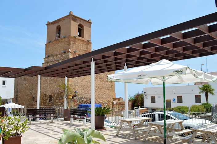 Image No.4-2 Bed Commercial for sale