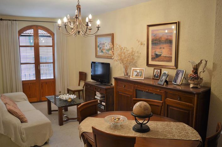 Image No.10-3 Bed Townhouse for sale