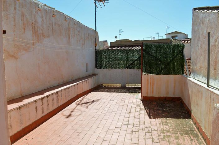 Image No.4-3 Bed Townhouse for sale