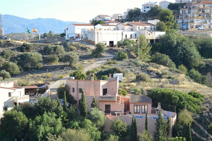 Image No.2-3 Bed Villa for sale