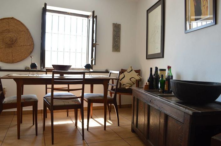 Image No.10-2 Bed Townhouse for sale