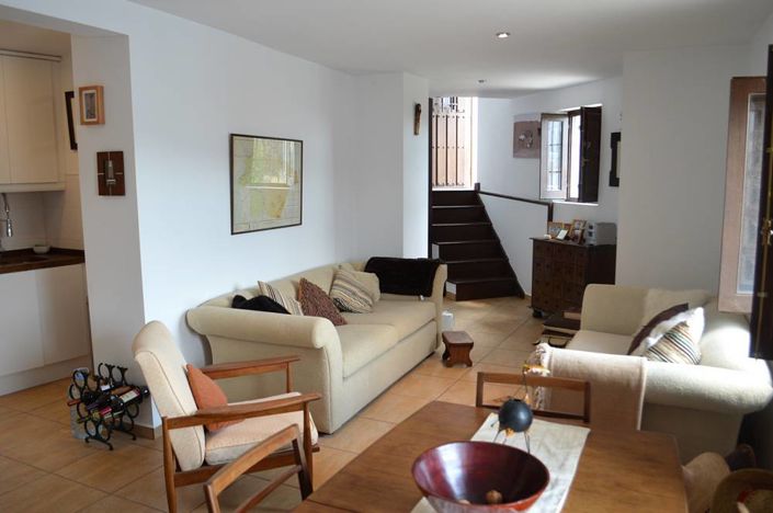 Image No.8-2 Bed Townhouse for sale