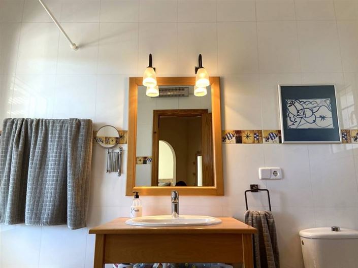 Image No.21-4 Bed Villa for sale