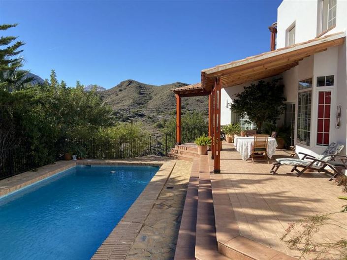 Image No.7-4 Bed Villa for sale