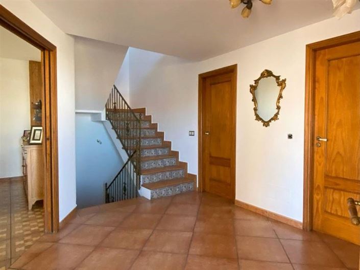 Image No.8-4 Bed Villa for sale