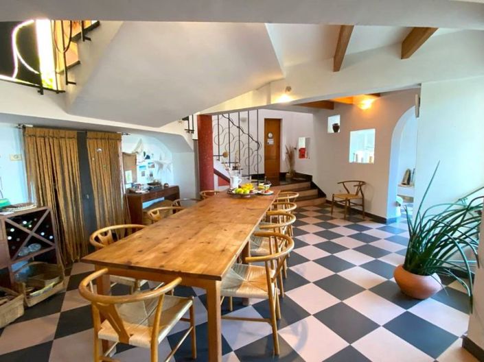 Image No.17-7 Bed Country House for sale