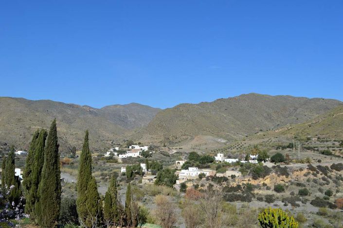 Image No.4-7 Bed Country House for sale