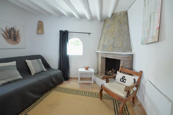 Image No.10-1 Bed Townhouse for sale