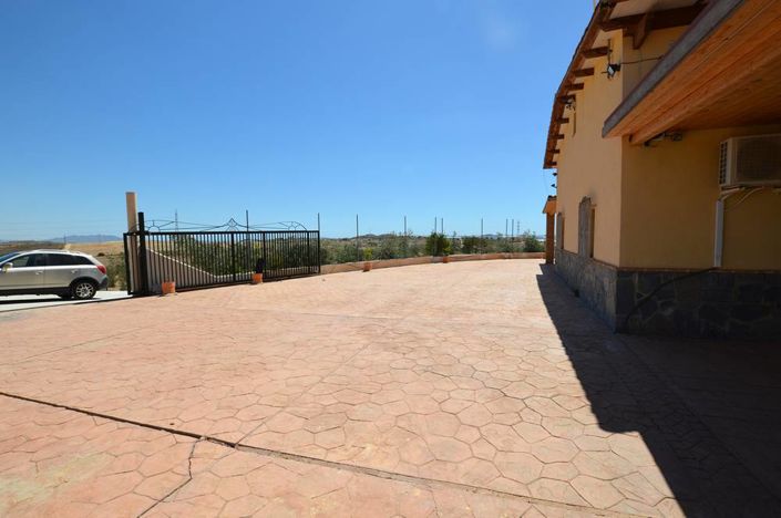 Image No.10-7 Bed Cortijo for sale