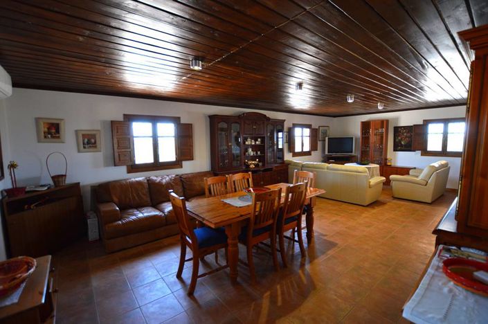 Image No.15-7 Bed Cortijo for sale
