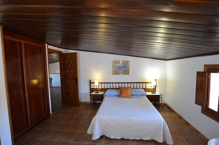Image No.24-7 Bed Cortijo for sale