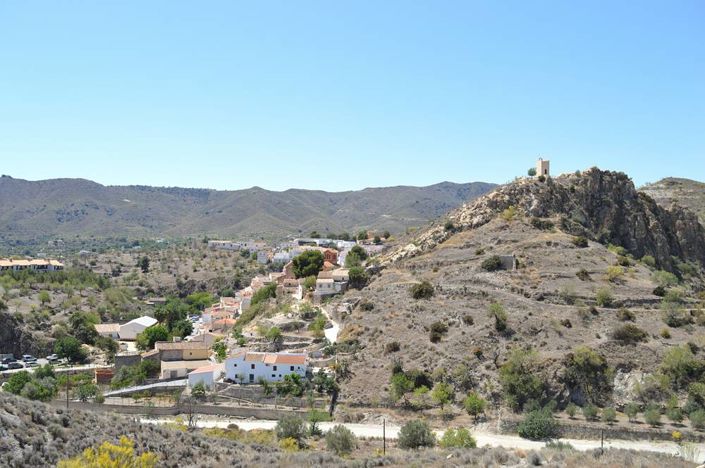 Image No.10-4 Bed Country House for sale