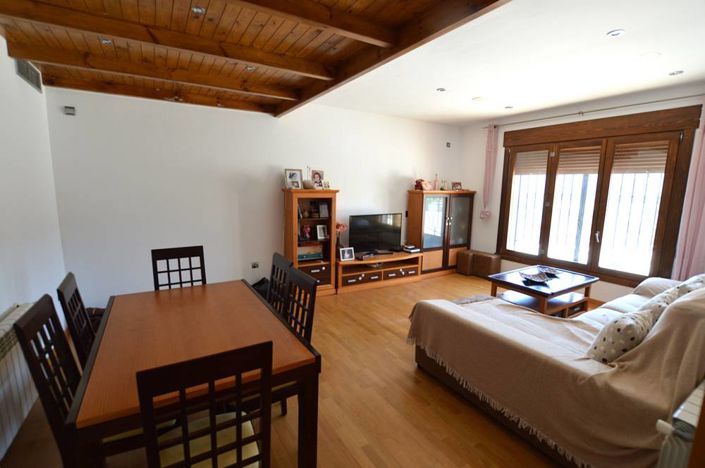 Image No.15-4 Bed Country House for sale