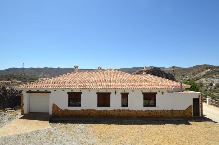 Image No.6-4 Bed Country House for sale