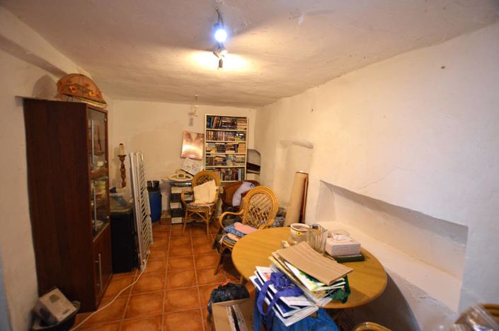 Image No.13-4 Bed Townhouse for sale