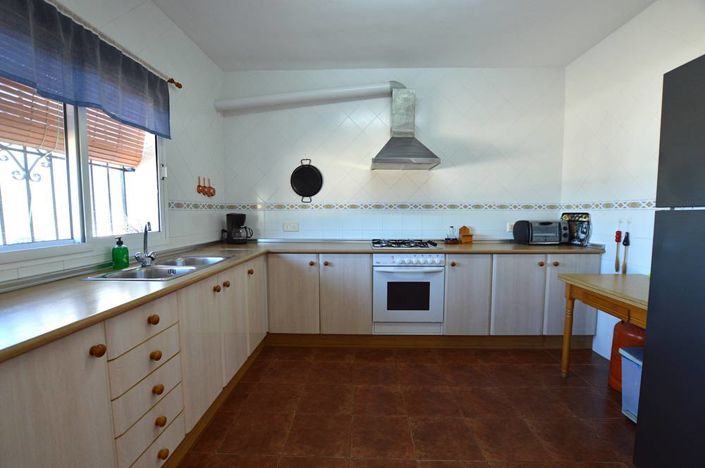 Image No.17-3 Bed Townhouse for sale