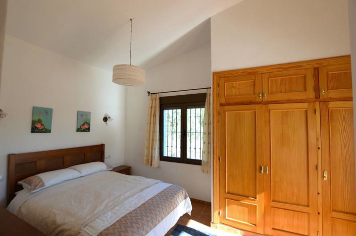 Image No.20-3 Bed Villa for sale