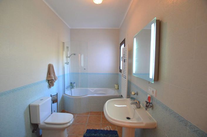 Image No.22-3 Bed Villa for sale