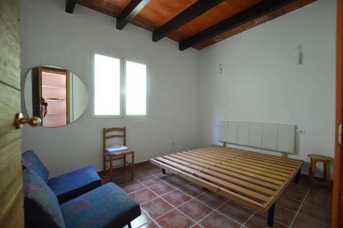 Image No.16-5 Bed Country House for sale