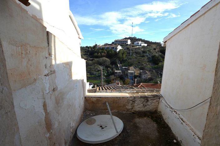 Image No.3-4 Bed Townhouse for sale