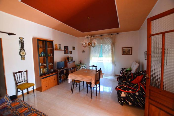 Image No.16-3 Bed Country House for sale